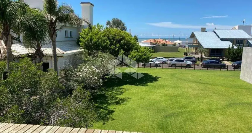 Casa com 5 quartos à venda na Rua Guia Das Pedras, 1220, Atlântida, Xangri-Lá