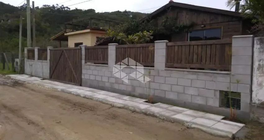 Casa com 2 quartos à venda na Aracuãs, 100, Praia da Ferrugem, Garopaba