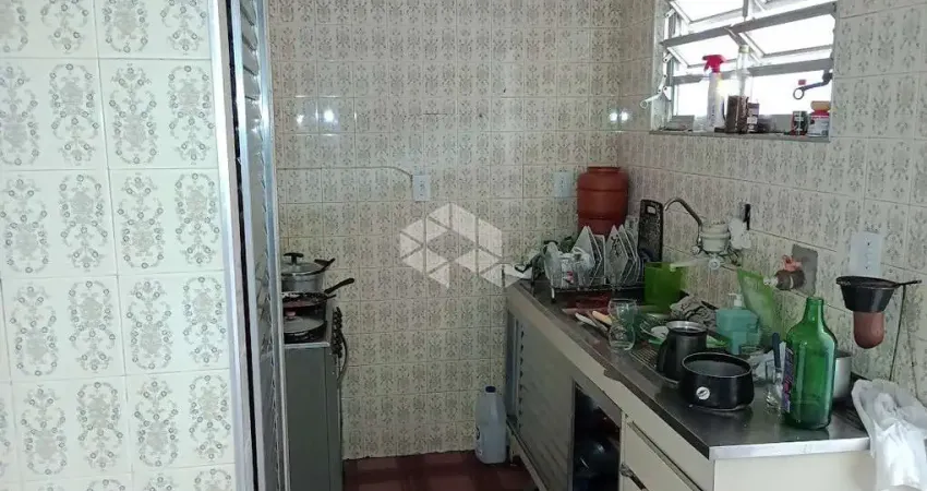 Casa com 2 quartos à venda na Rua Nemésio Ramos Figueira, 472, Vila Pedra Branca, São Paulo