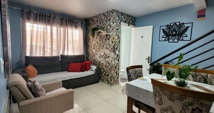 Sobrado de dois quartos, dois banheiros, sacada aberta, no bairro américa