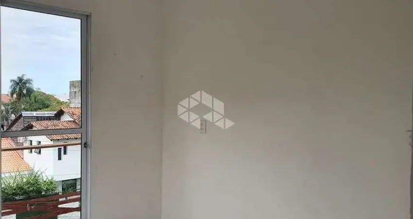 Casa sobrado à venda 3 quartos, 1suíte, 2 vagas, bairro Jardim São Pedro