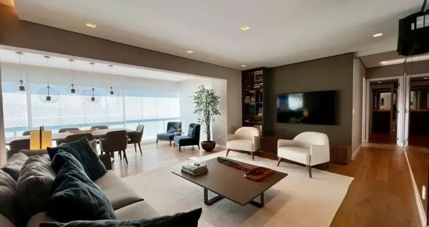 Apartamento à Venda Porteira Fechada com 3 Quartos sendo 3 Suítes e 3 Vagas de Garagem