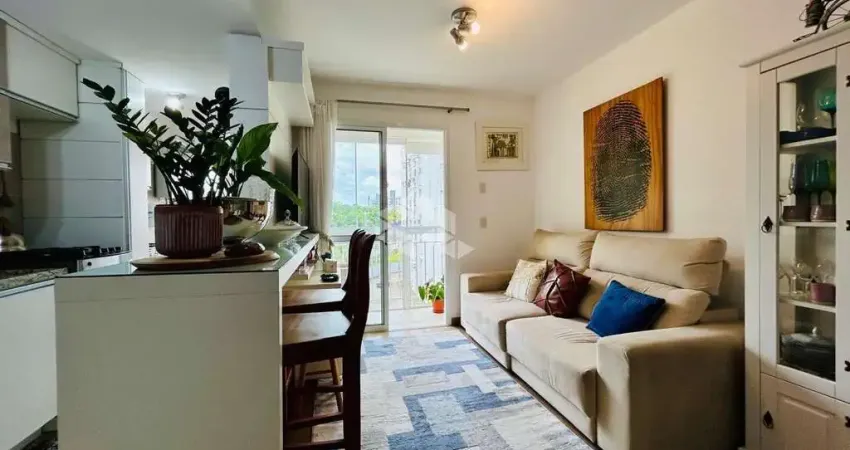 Apartamento com 2 dormitórios , 1 suíte, 2 vagas no bairro Jardim Carvalho em Porto Alegre- RS.