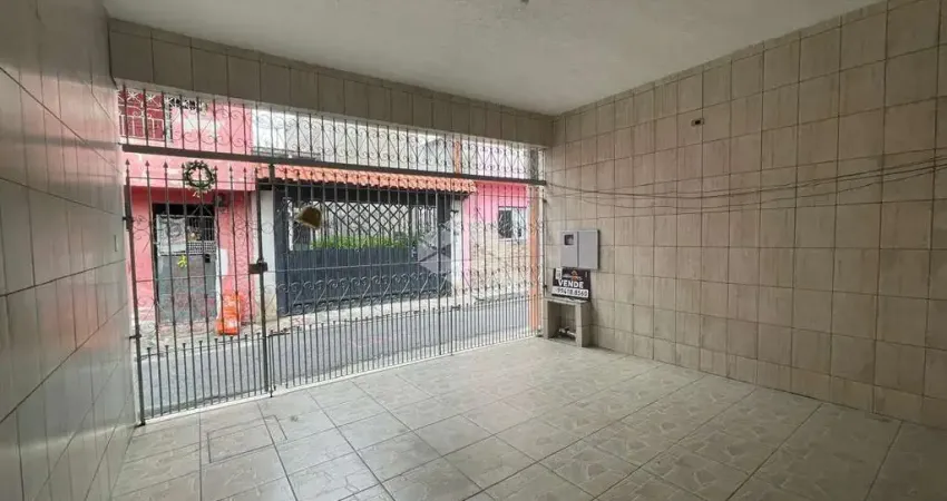 sobrado com dois dormitorios, sala, copa, cozinha e duas vagas na Vila Constança