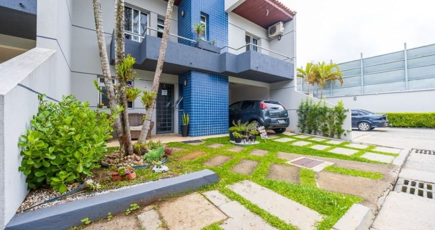 Casa em condomínio fechado com 3 quartos à venda na Rua Pastor Antônio Polito, 680, Alto Boqueirão, Curitiba
