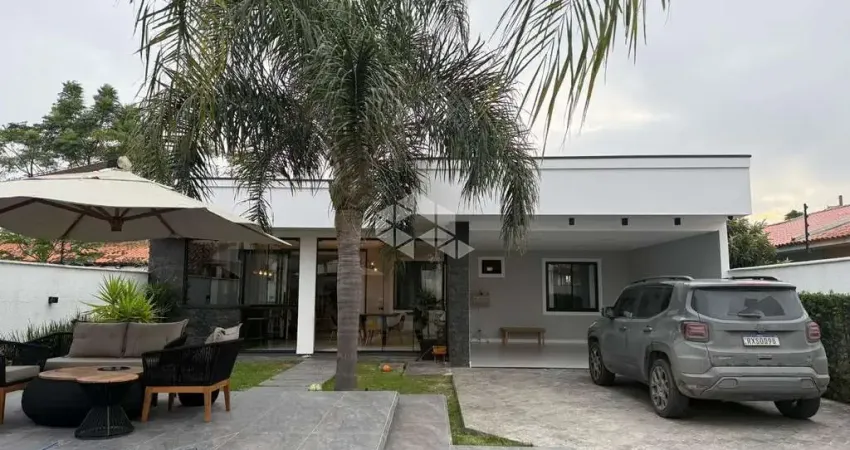 CASA A VENDA NO BAIRRO XV de NOVEMBRO EM TIJUCAS-SC