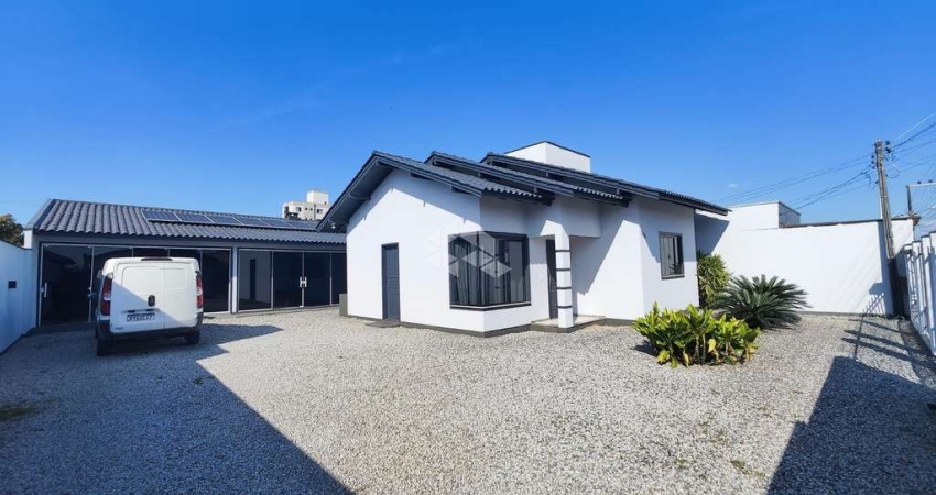 Casa com 2 quartos à venda na Alinor Furtado, 306, Joaia, Tijucas