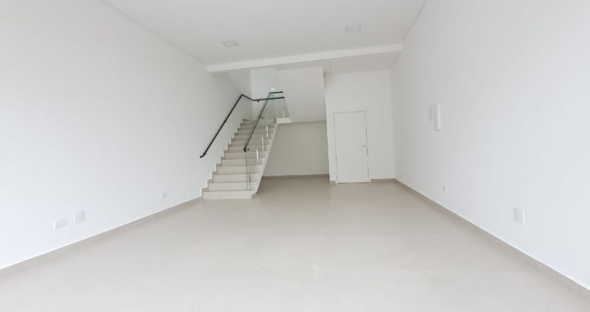 SALA COM MEZANINO NOVA
