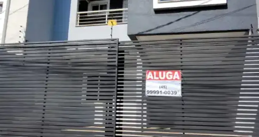 Casa com 3 quartos para alugar na Rua Curitiba, 1203, Neva, Cascavel
