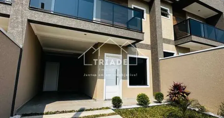 Casa com 3 quartos à venda na Rua Helena Piekarski Pinto, 183, Fazenda Velha, Araucária