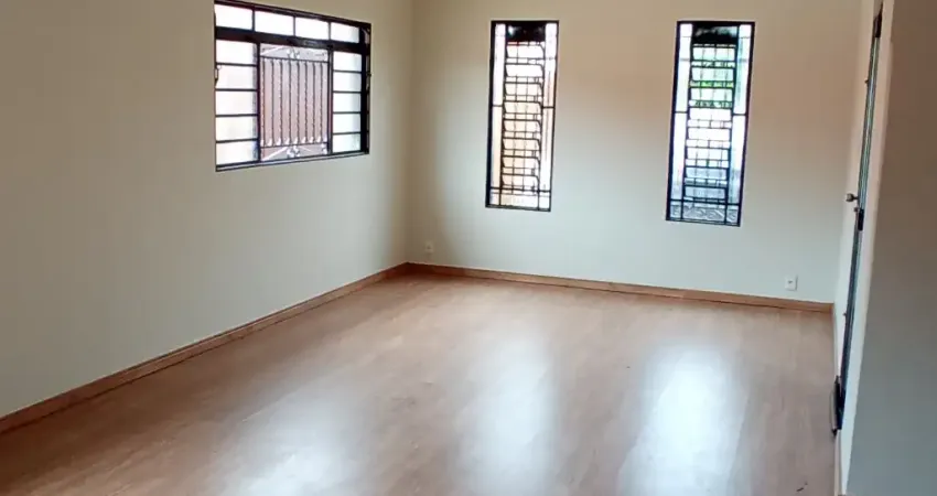 Casa com 3 quartos à venda no Jardim América, Araçatuba 