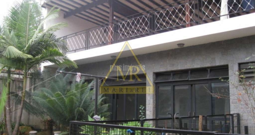 Casa com 3 quartos à venda na Rua Bernardino de Campos, 1020, Campo Belo, São Paulo