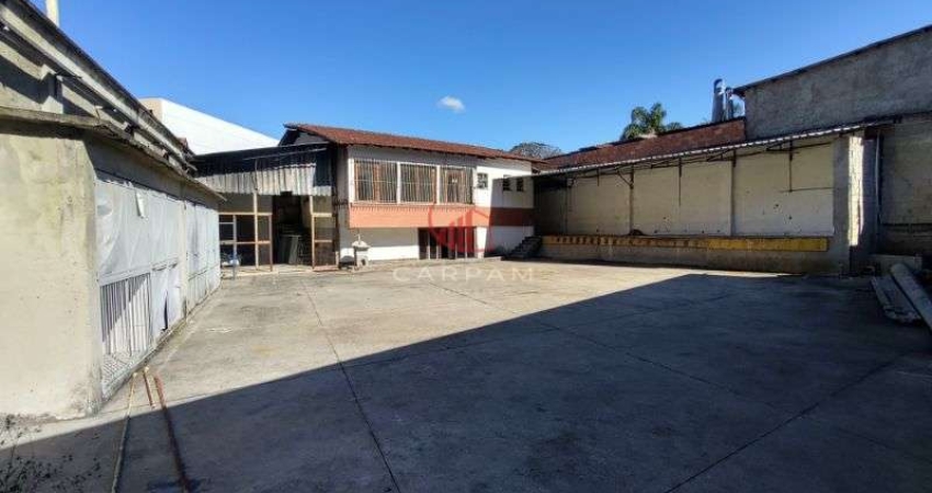 Ponto comercial para alugar na Rua Chaves Faria, Várzea, Teresópolis