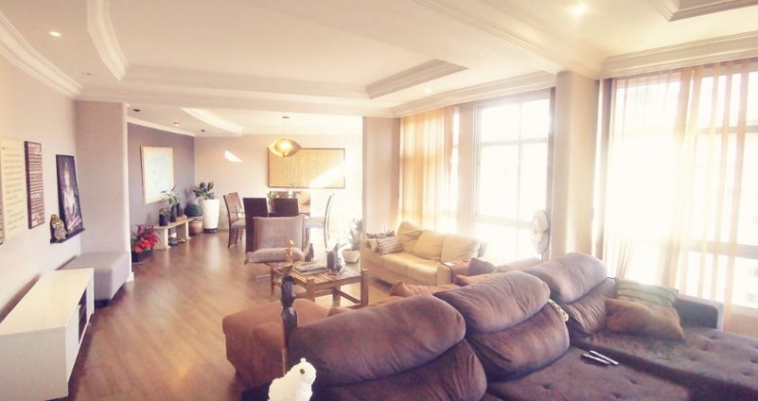 Apartamento  próximo a praia - vista mar -  240m - 3 dorm/ 2 vagas