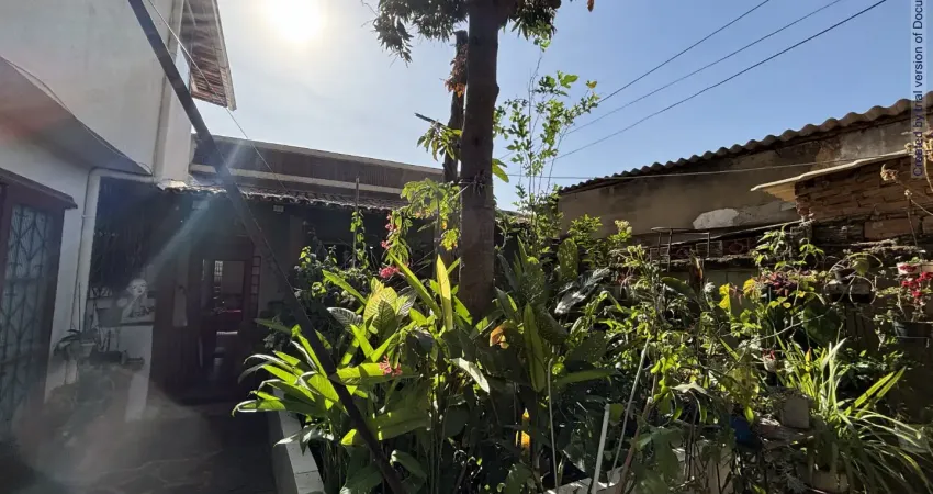 Vendo lote conta com 3 residências independentes, bairro suzana/bh