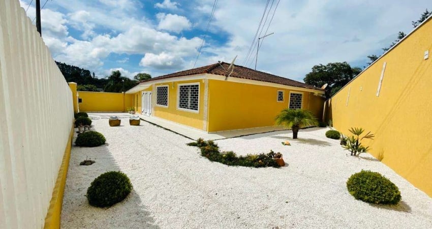 Casa Residencial com 3 quartos  à venda, 230.00 m2 por R$650000.00  - Centro - Colombo/PR