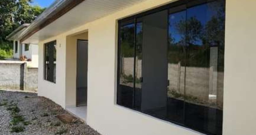 Casa Residencial com 3 quartos  para alugar, 116.00 m2 por R$1500.00  - Centro - Colombo/PR