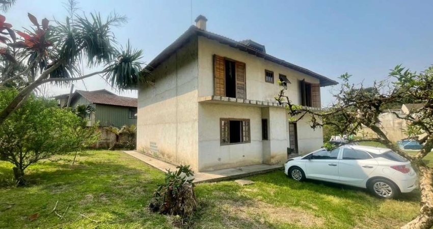 Sobrado com 3 quartos  à venda, 300.00 m2 por R$2000000.00  - Roca Grande - Colombo/PR