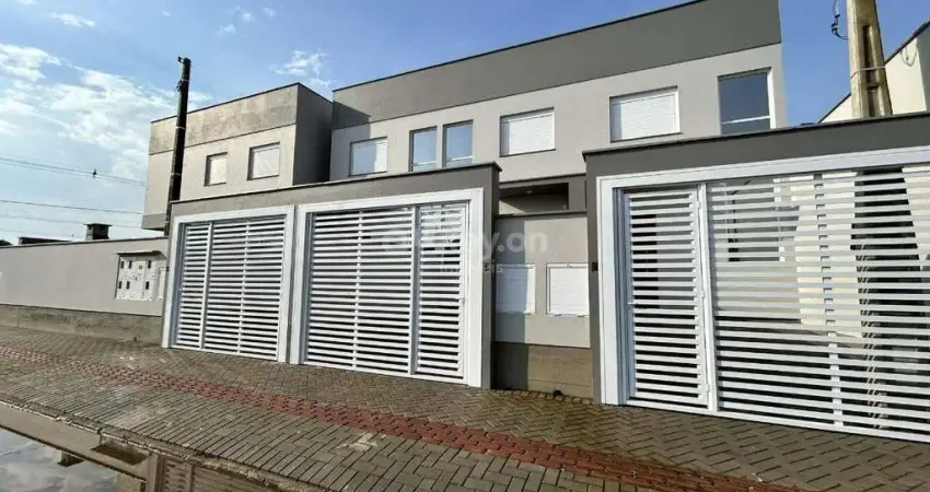 Casa Geminada à venda, 2 quartos, 1 vaga, Congonhas - Tubarão/SC