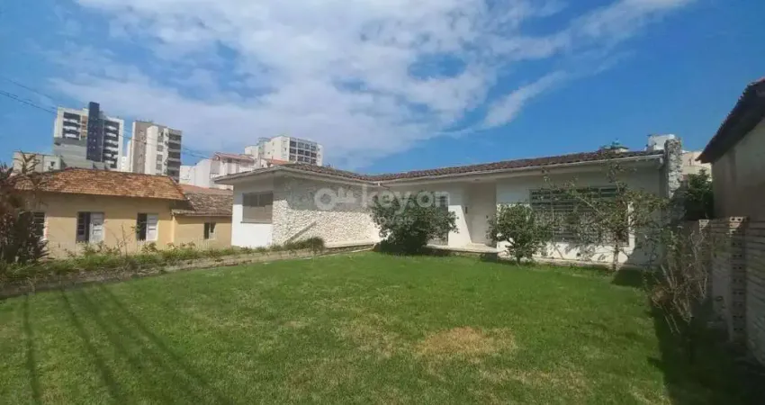 Casa para aluguel, 3 quartos, 1 vaga, Centro - Tubarão/SC