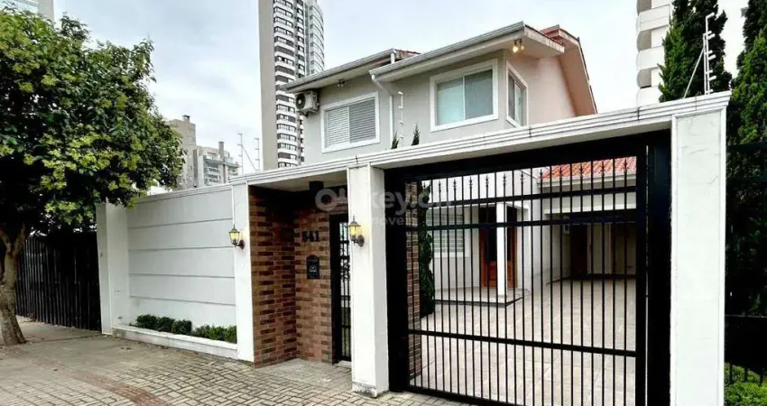 Oportunidade Imperdível na Vila Moema – Casa Ampla e Semimobiliada