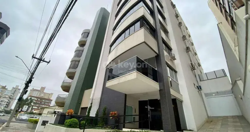 Apartamento para aluguel, 3 suítes, 3 vagas, Vila Moema - Tubarão/SC