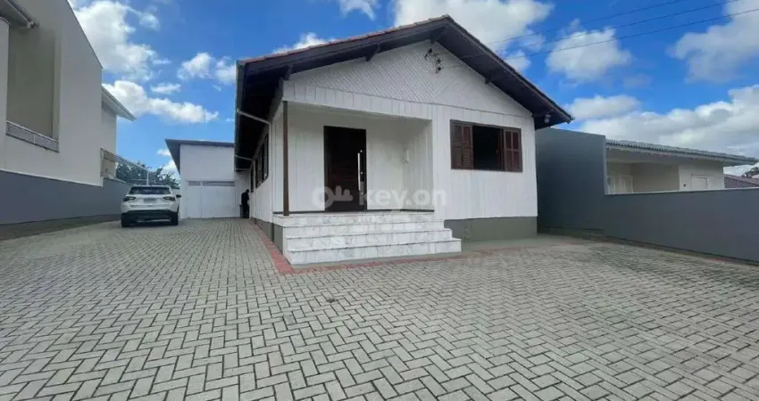 Casa para aluguel, 3 quartos, 1 vaga, Monte Castelo - Tubarão/SC