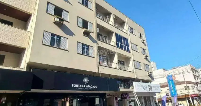Apartamento para aluguel, 3 quartos, 1 suíte, 1 vaga, Centro - Tubarão/SC