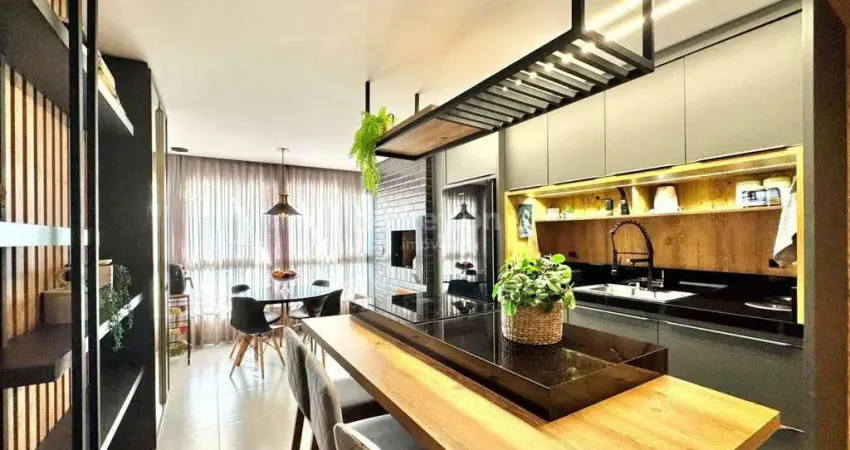 Apartamento mobiliado à venda em torre milão, centro de tubarão