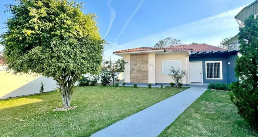 Casa com 3 quartos para alugar no Oficinas, Tubarão