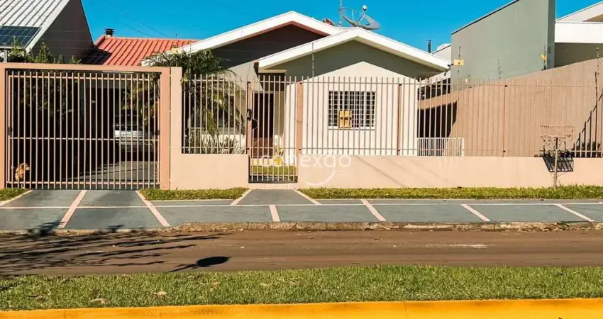 Casa semimobiliada para venda com 1 suíte + 2 quartos e sobra de terreno, jardim gisela - toledo/pr