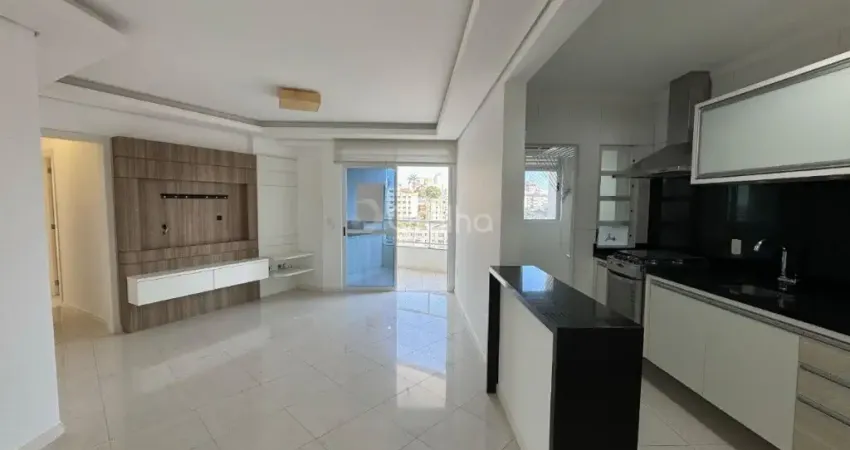 Apartamento de 2 quartos sendo 1 suíte na Agronômica