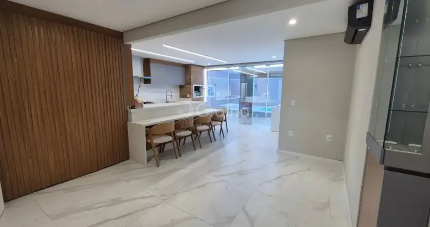 Casa em condomínio fechado com 2 quartos à venda na Avenida Paulo Roberto Vidal, Bela Vista, Palhoça