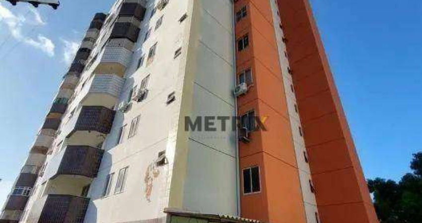 Apartamento com 4 dormitórios à venda, 100 m² por R$ 389.000,00 - Benfica - Fortaleza/CE