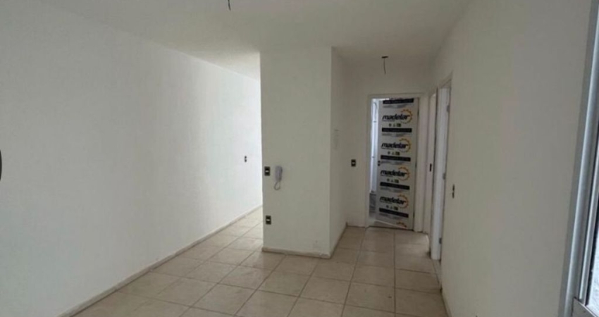 Apartamento na várzea com área de lazer