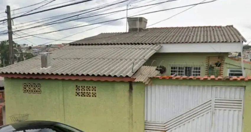 Casa com 3 quartos para alugar na Rua Evaristo da Veiga, Jardim Cintia, Mogi das Cruzes