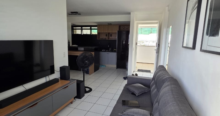 Apartamento planejado com 3 quartos (1 suíte), 70m², andar intermediário, nascente e com vista frontal para a Av. Rogaciano Leite