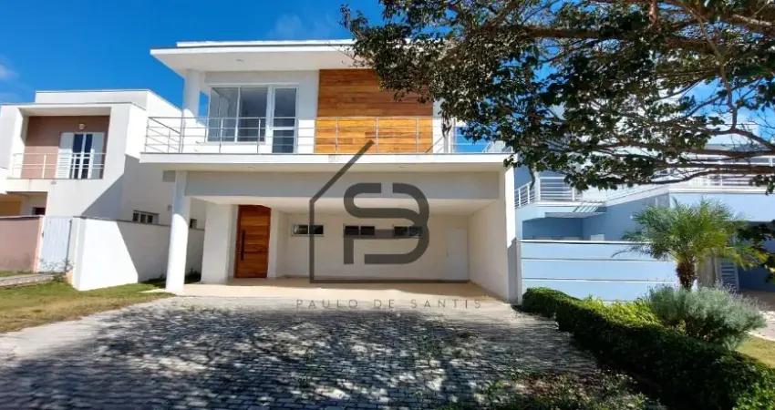 Sobrado à Venda Condomínio Portal de Bragança, 4 suítes sendo uma suíte com closet, piscina com deck em madeira 4 vagas de garagem, Bragança Paulista.