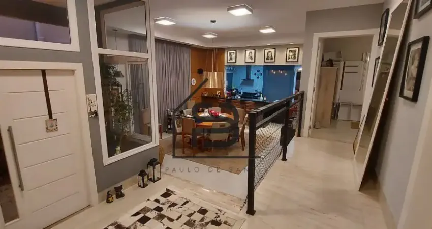 Casa à Venda Condomínio Santa Helena II, 5 dormitórios sendo 2 suítes e uma demi suíte, 2 suítes nos fundos com sala integrada a cozinha, área gourmet integrada a piscina, terraço de mais de 200m2, Br