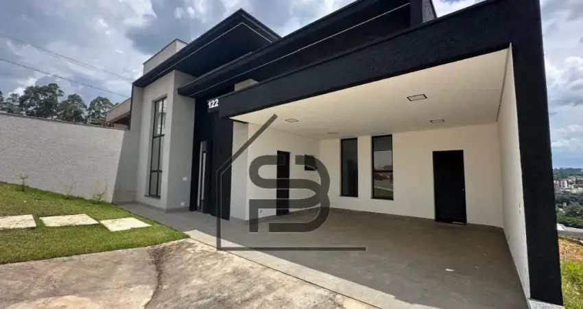 Casa térrea à venda  Condomínio Parque Imperador, 3 suítes, área gourmet com churrasqueira, piscina, escritório e 4 vagas de garagem, Bragança Paulista.
