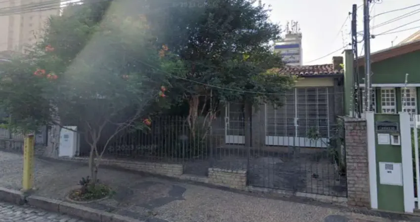 Casa pronta para reforma a venda no Bosque em Campinas por R$680.000,00 - Façanha Imóveis Campinas