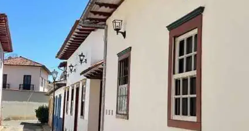 Casa com 2 quartos para alugar no Centro, Mariana