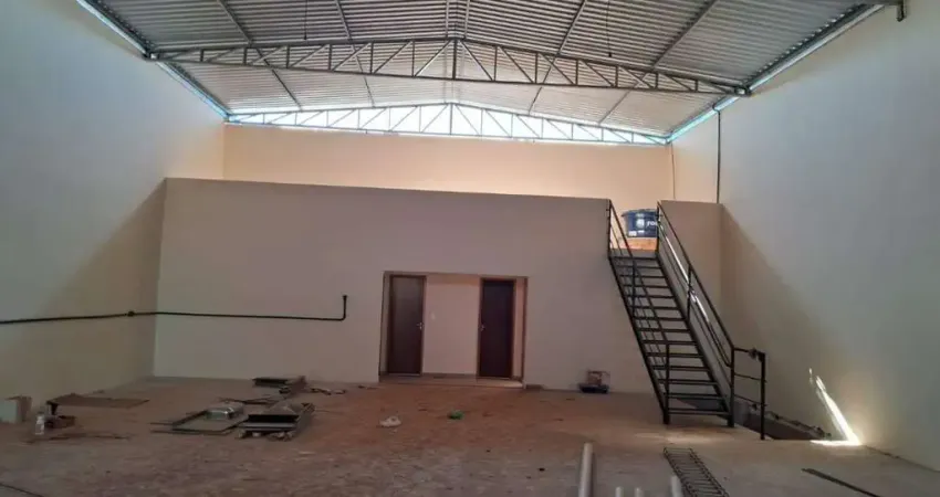 Barracão / Galpão / Depósito para alugar em Bandeirantes, Ouro Branco 