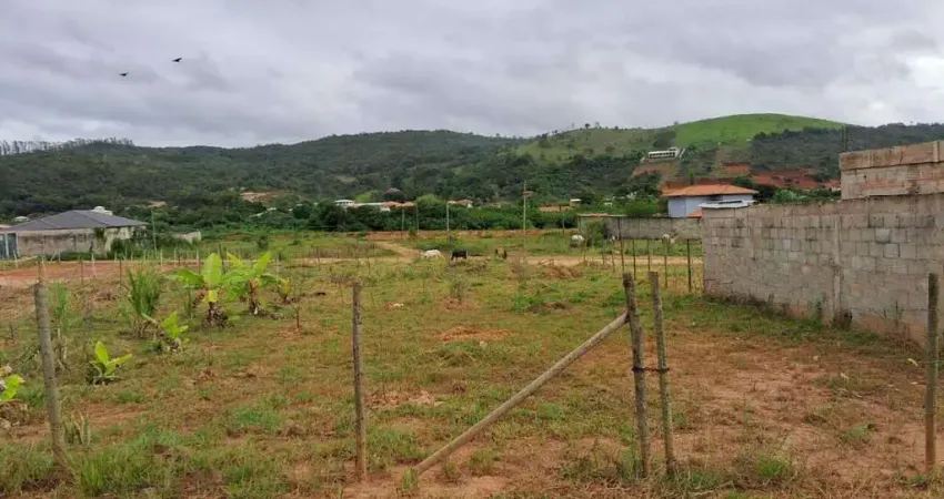 Terreno à venda no Bandeirantes, Mariana 