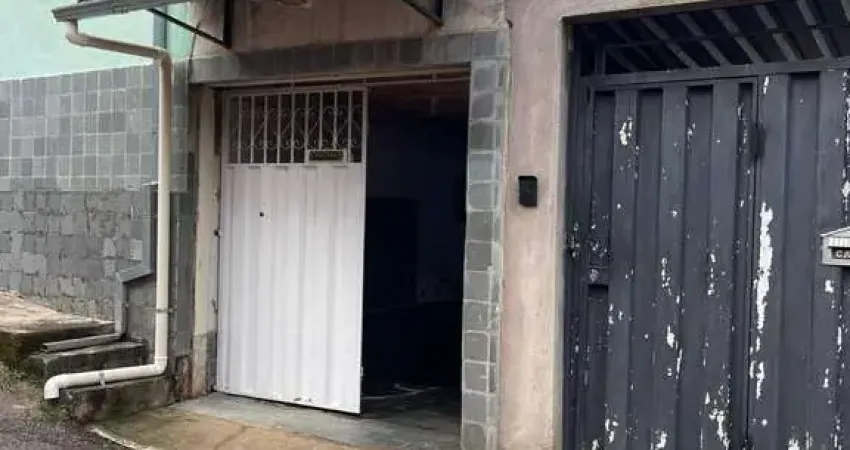 Casa com 3 quartos à venda no Vale Verde, Mariana