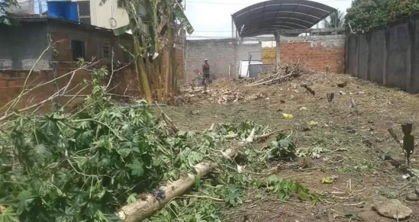 Terreno comercial à venda na Rua Ibituruna, 220, Saracuruna, Duque de Caxias