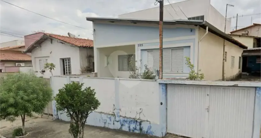 Casa com 4 quartos à venda em Jardim Bandeirantes - SP