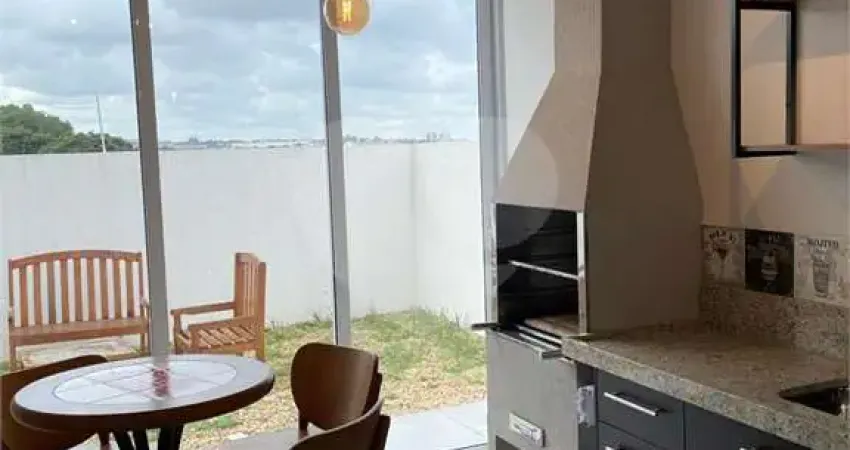 Condomínio com 3 quartos à venda em Jardim Sontag - SP