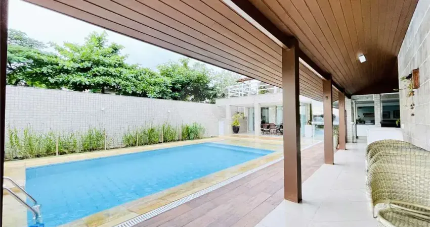 Casa com 4 quartos à venda na Avenida Governador Celso Ramos, Centro, Porto Belo