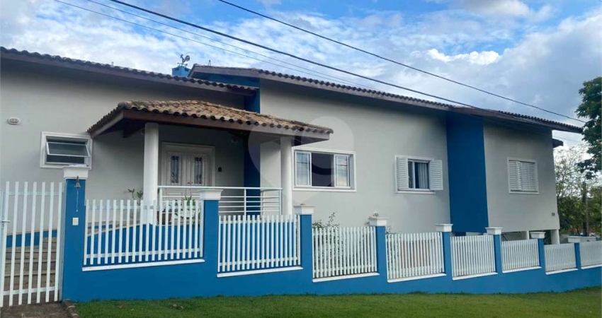 Condomínio com 5 quartos à venda em Jardim Buru - SP
